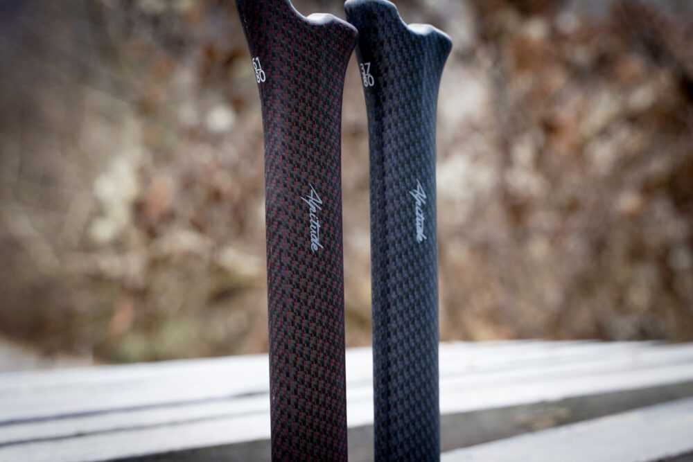 Alpitude-SL8-Tonale-seatpost-limited-edition-RED-BLUE-carbon Alpitude-SL8-Tonale-seatpost-limited-edition-RED-BLUE-carbon